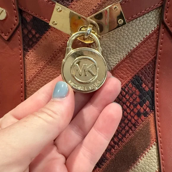 Michael Kors Nouveau Hamilton Large Logo Metallic Stripe Satchel & Dust Bag - Picture 4 of 16